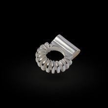 Load image into Gallery viewer, Spike Pendant Silver
